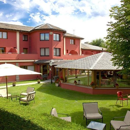 Hotel Del Lago Puigcerda Bagian luar foto